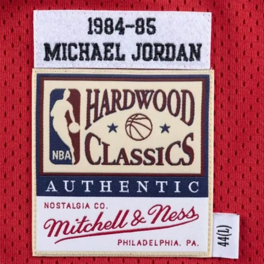 Mitchell & Ness Nba Authentic-Authentic Jersey Chicago Bulls 1984-85 Michael Jordan