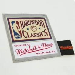 Mitchell & Ness T-Shirts & Tops-Cream Ss Tee Atlanta Hawks