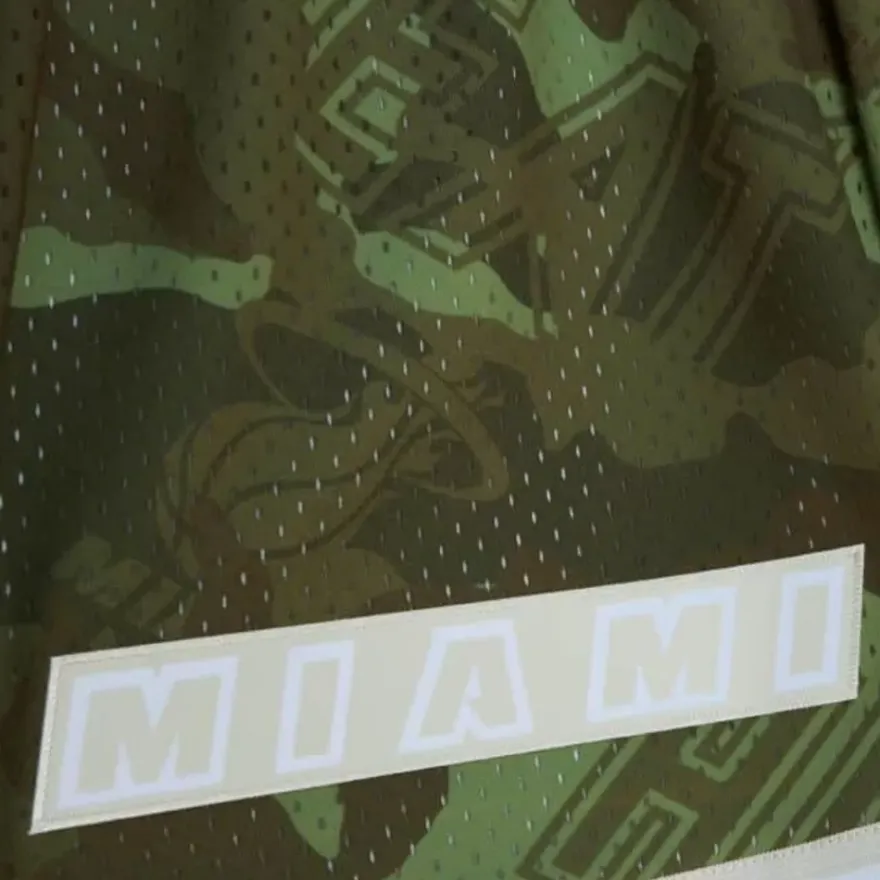 Mitchell & Ness Shorts-Ghost Green Camo Swingman Miami Heat 1996-97 Shorts