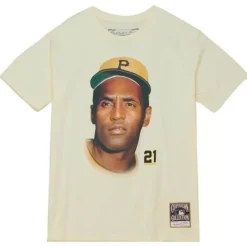 Mitchell & Ness T-Shirts & Tops-Legend Portrait Tee Pittsburgh Pirates Roberto Clemente