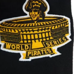 Mitchell & Ness Hoodies & Sweatshirts-Legends Fleece Hoodie Pittsburgh Pirates Roberto Clemente