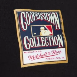 Mitchell & Ness T-Shirts & Tops-Legends Portriat Tee Pittsburgh Pirates Roberto Clemente