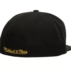Mitchell & Ness Fitted-Lifestyle Fitted Hat Marquette University