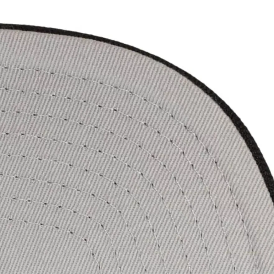 Mitchell & Ness Fitted-Lifestyle Fitted Hat Unlv