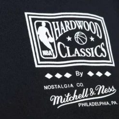 Mitchell & Ness T-Shirts & Tops-Rock On Tour Ss Tee Hwc Chicago Bulls