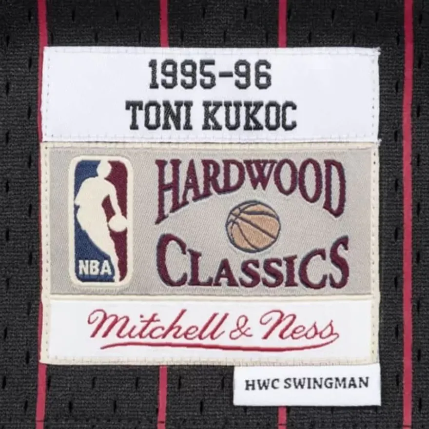 Mitchell & Ness Nba Swingman-Swingman Toni Kukoc Chicago Bulls 1995-96 Jersey