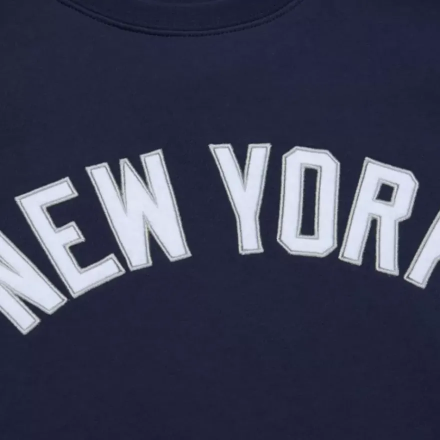 Mitchell & Ness Hoodies & Sweatshirts-There And Back Fleece Crew Current Logo New York Yankees