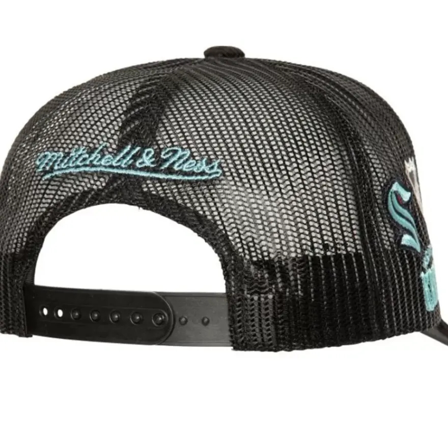 Mitchell & Ness Snapback-Times Up Trucker Seattle Kraken