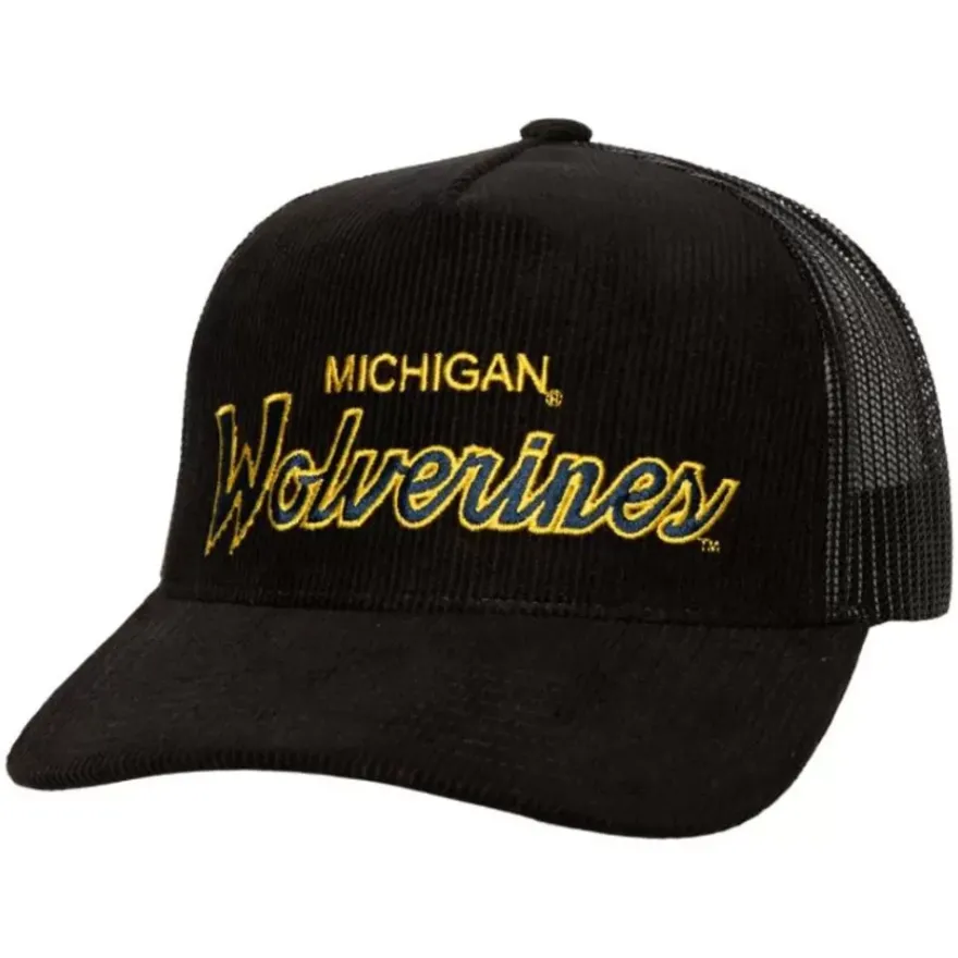 Mitchell & Ness Snapback-Times Up Trucker University Of Michigan