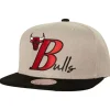 Mitchell & Ness Snapback-Top Letter Snapback Chicago Bulls