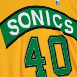 Mitchell & Ness T-Shirts & Tops-Traditional Name & Number Tee Seattle Supersonics 1995-96 Shawn Kemp