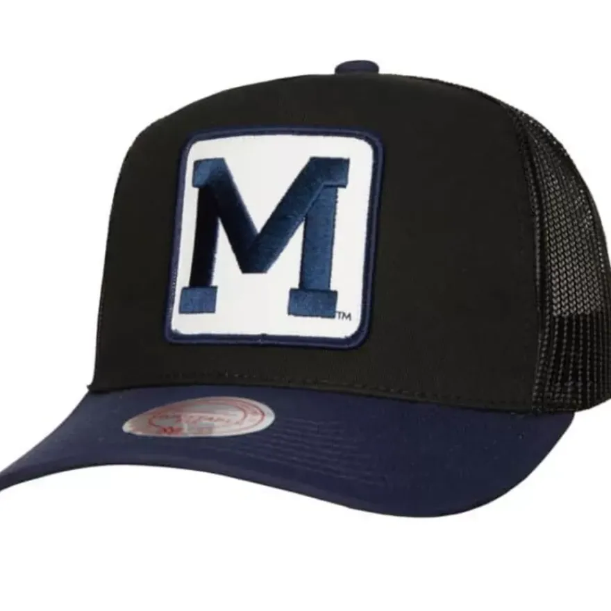 Mitchell & Ness Snapback-Truck It Trucker Snapback University Of Michigan