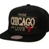 Mitchell & Ness Snapback-With Love Snapback Chicago Bulls